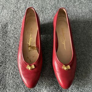 VTG Salvatore Ferragamo Red Leather Slip-On Flat Bow Logo Almond Toe Shoe 7.5B